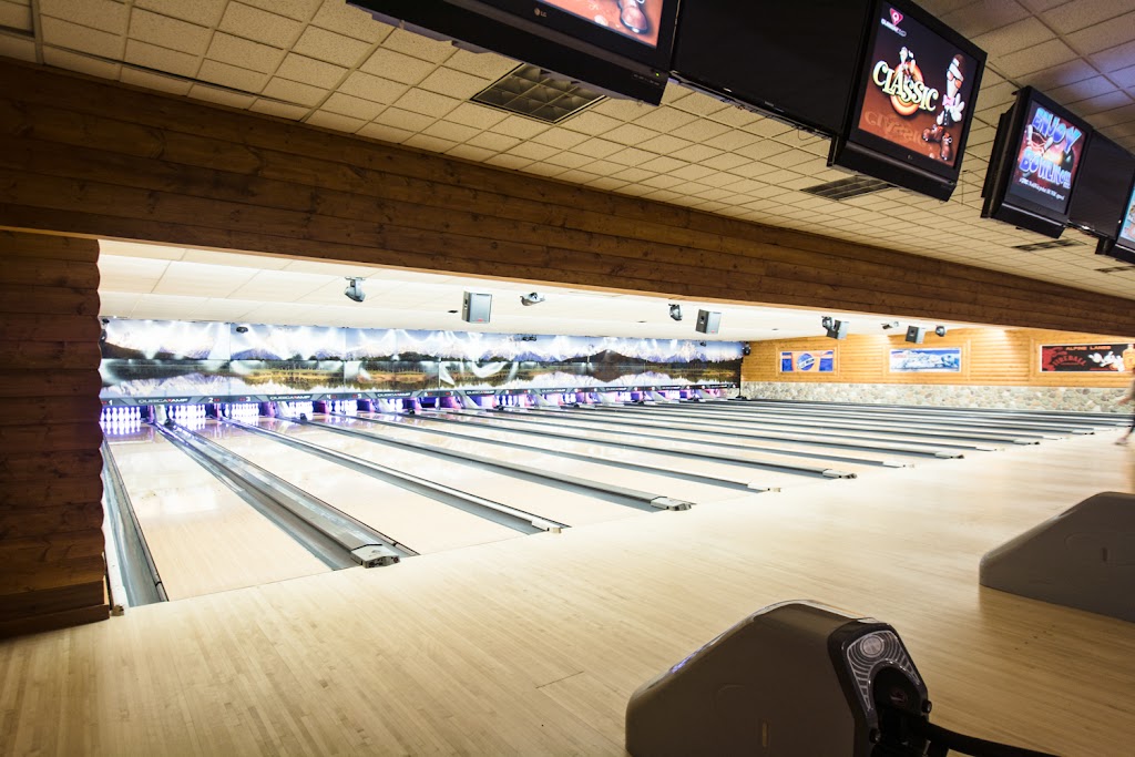  Alpine Lanes and Avalanche Grill