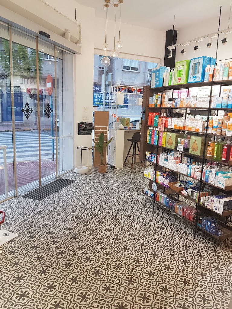 Farmacia Lda. Monica Corcoles Munoz — Del propietario