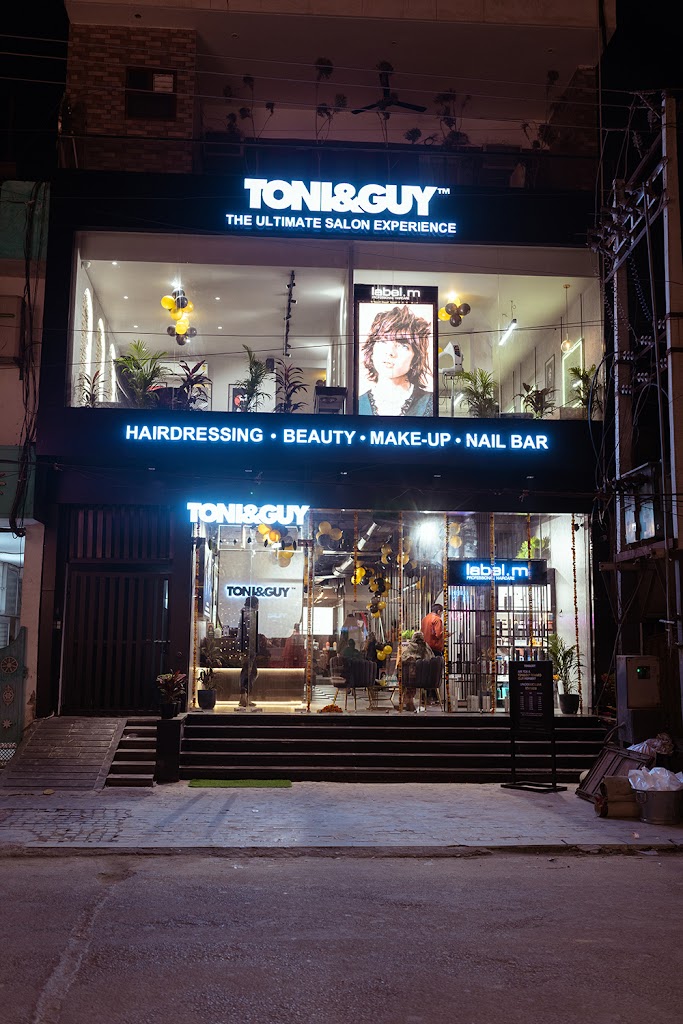 Toni Guy Rohtak
