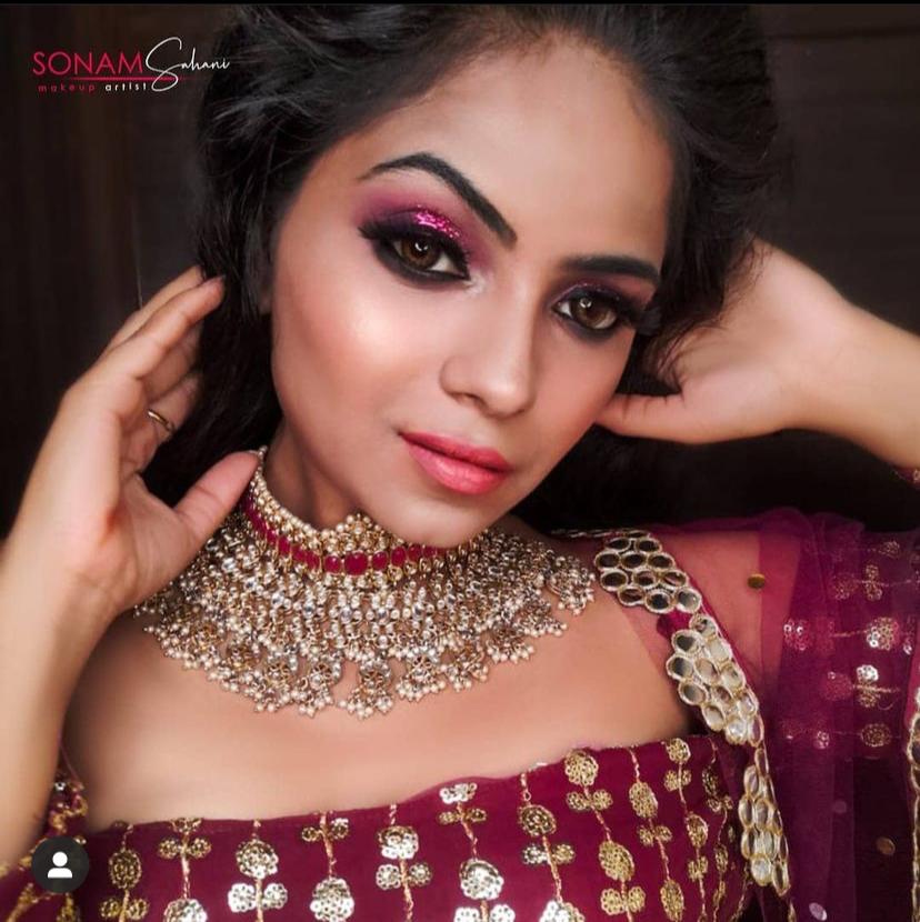 Sonam Sahani Makeup Artist Best Bridal Makeup Artist In Bhopal Professional Wedding Makeup Course In Bhopal