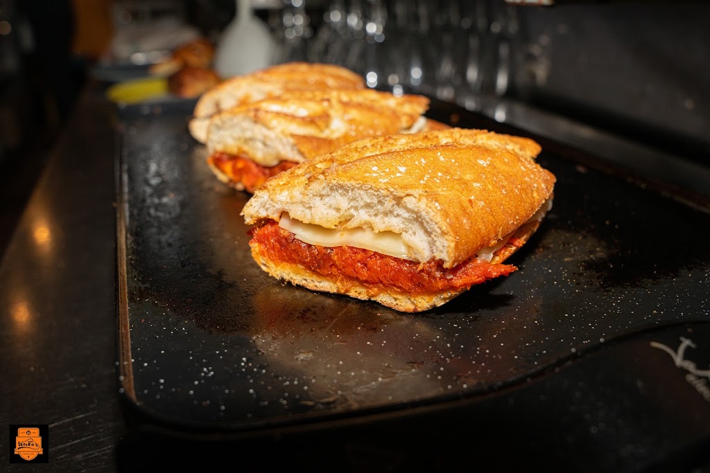 Wocka's Cafe Bar — Comida y bebida