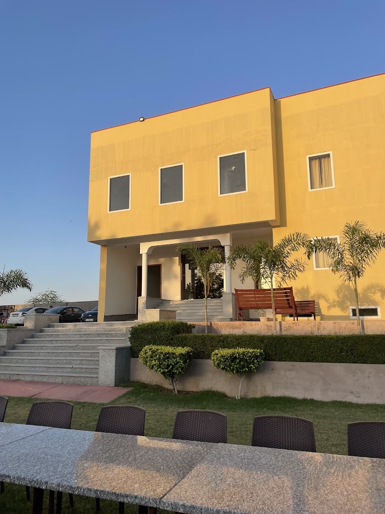 Mannat Resort