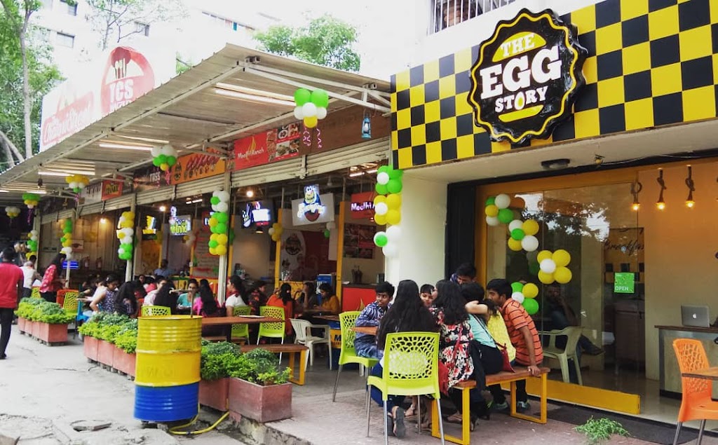 The Chatori Street Nagpur S 1St Out Door Food Court Chain