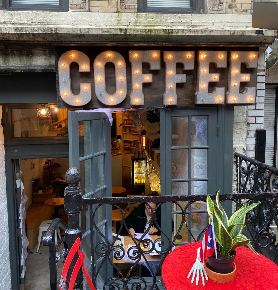 Photo of 787 Coffee