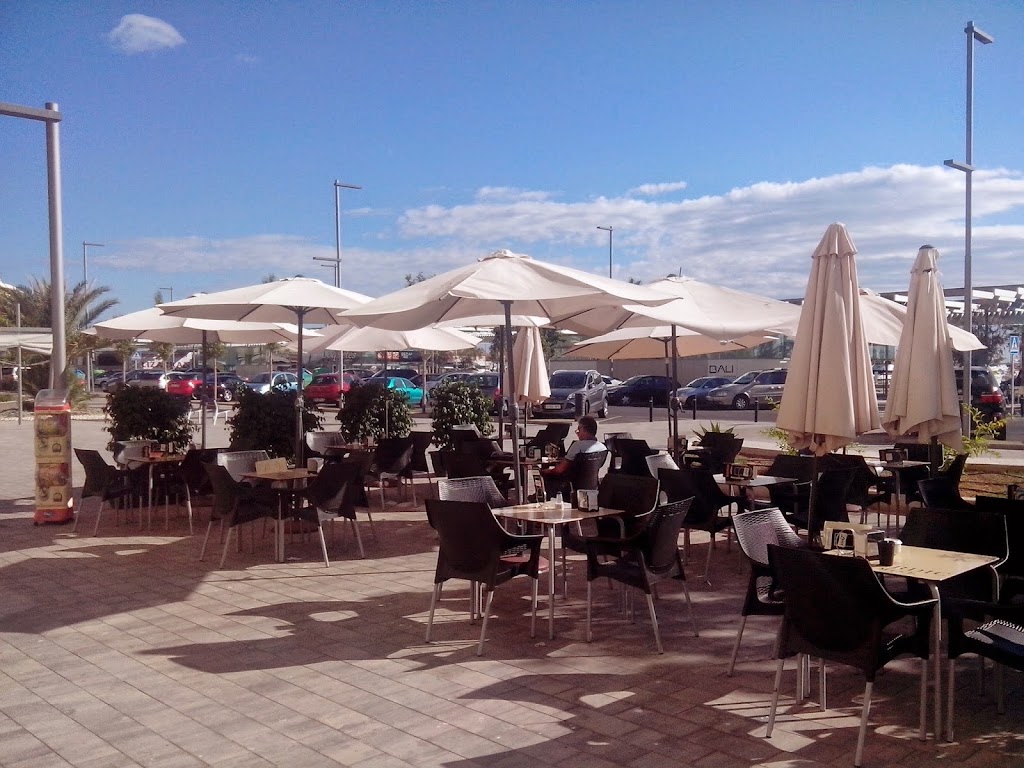 BAR & CAFE LAICO NAUTICO — Ambiente