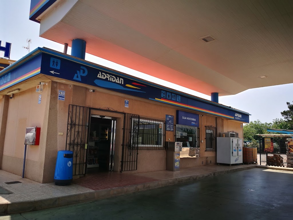 Gasolinera Adridan, S.L. — Exterior