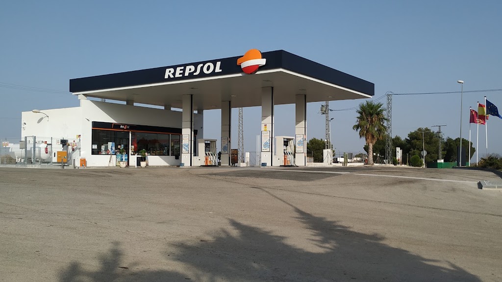 Estacion de Servicio Repsol — Exterior