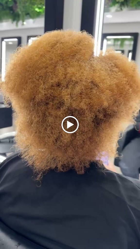Peluqueria OD Castelldefels Centro — Videos