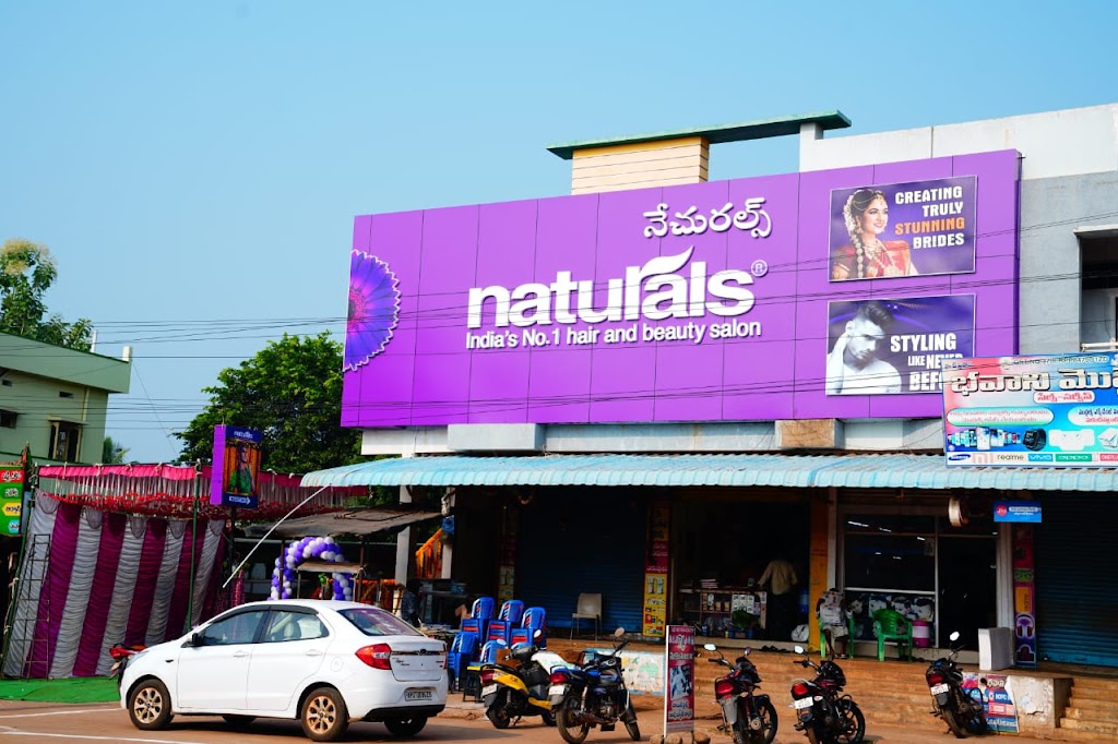 Naturals Salon
