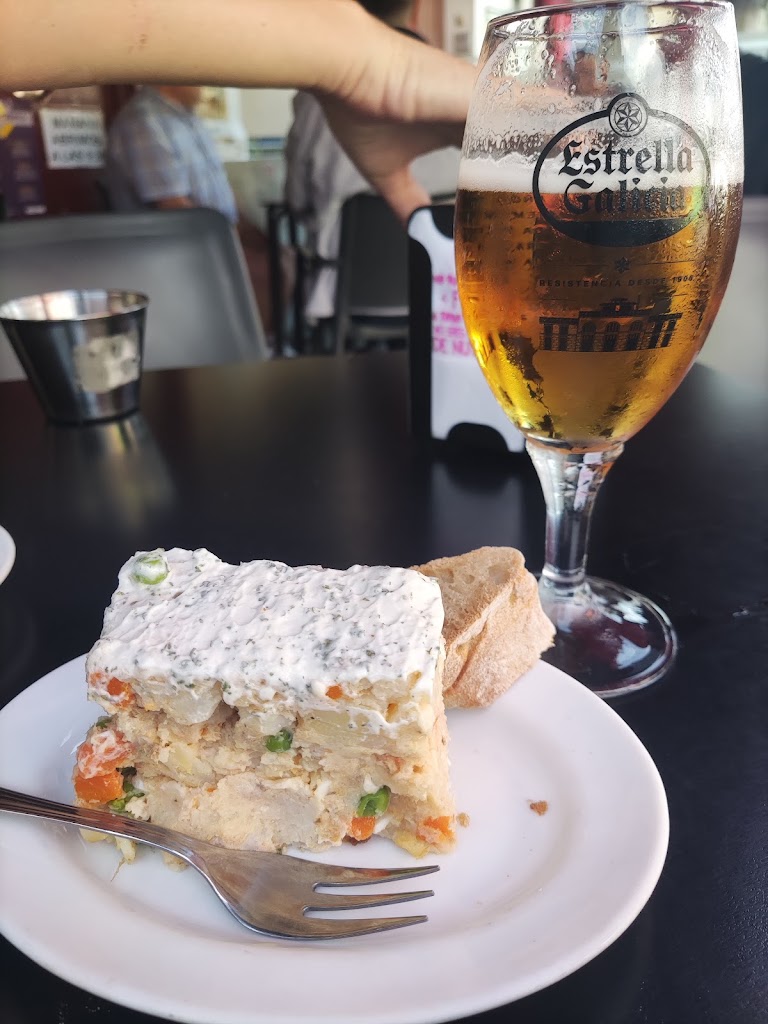 Cafeteria Mowenpick — Comida y bebida