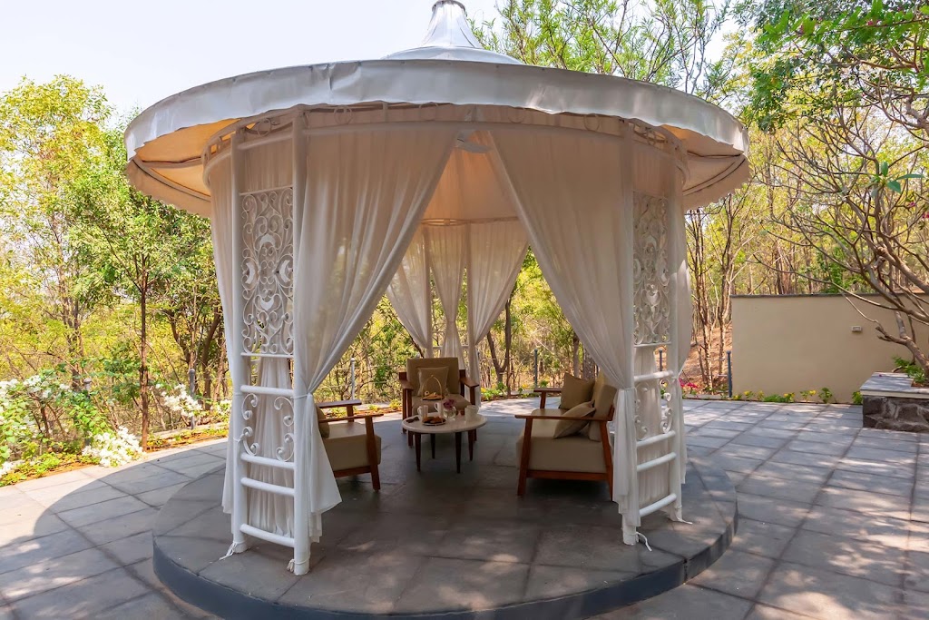 Stayvista At Timber 201 In Nashik 1 Bhk Premium Holiday Home