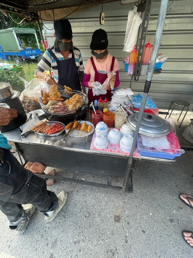 路邊黑輪攤 的照片