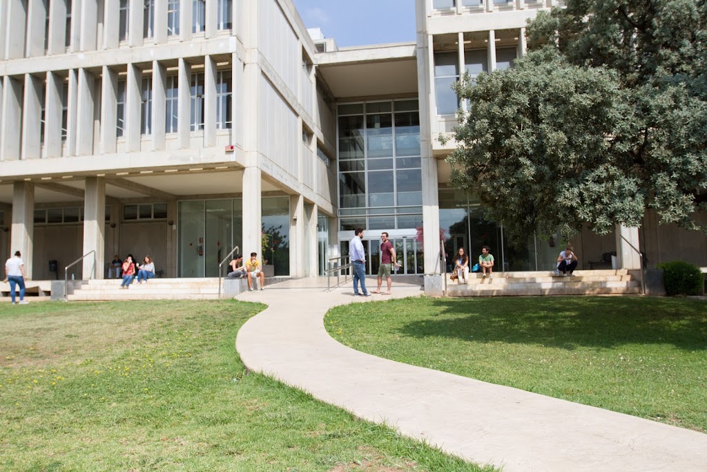 Biblioteca de Ciencies "Eduard Bosca" Universitat de Valencia