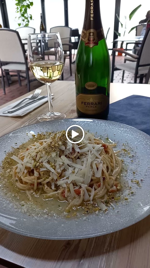 Ristorante Pizzeria Boccaccio — Videos
