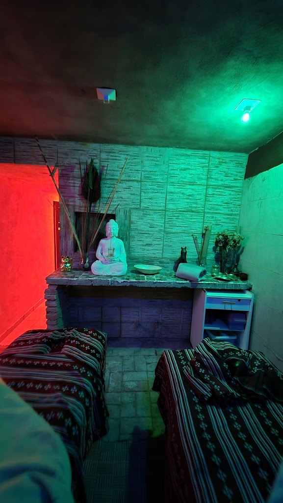 Cosmetologa y Masajista. Reny Sanchez