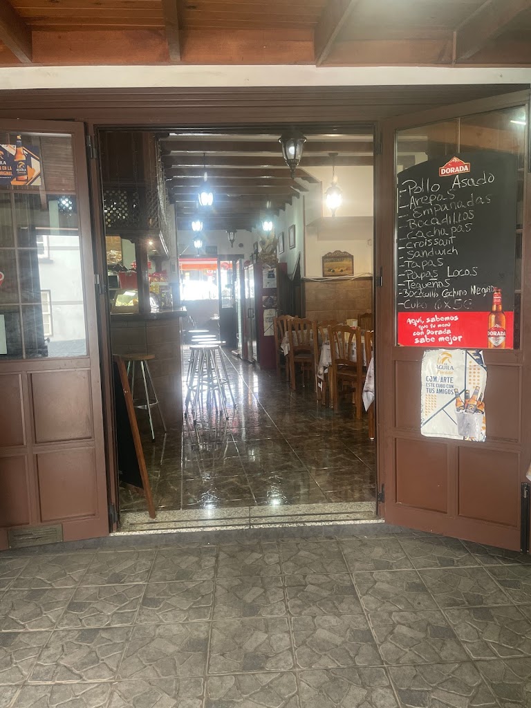 Bar cafeteria arepera El Cantillo