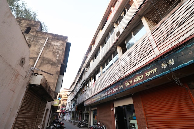 Oyo 28046 Hotel Amrit Sagar
