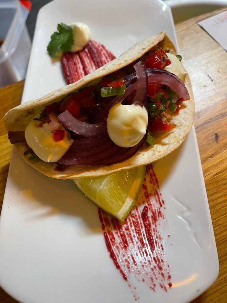 Restaurante La Despensa del Marques — Comida y bebida