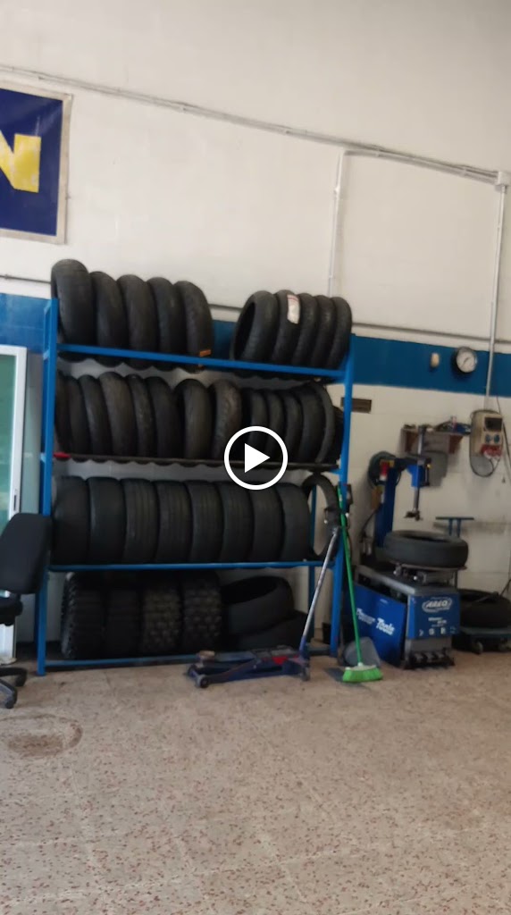 Neumaticos De Ocasion Felix Vargas — Videos