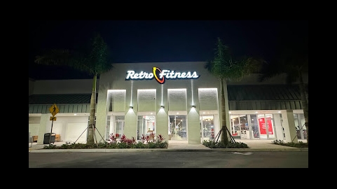  Retro Fitness