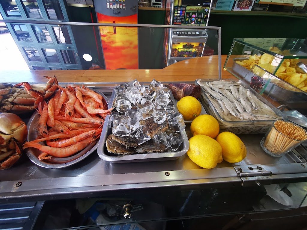 Cerveceria Martin — Comida y bebida