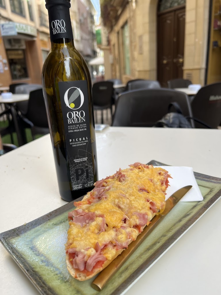 MALAFAMA 14 — Comida y bebida