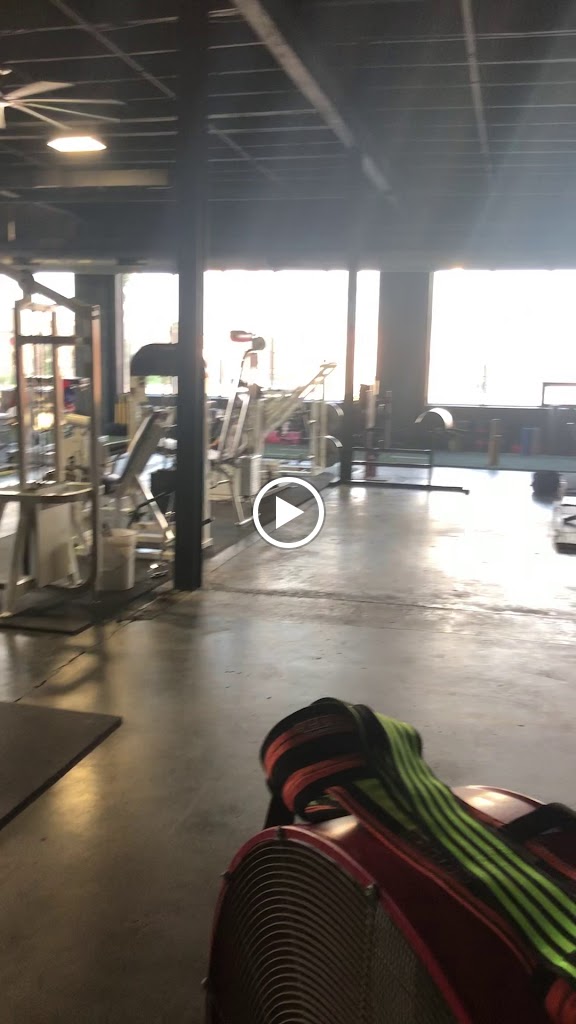  Strong Barbell Club - Kansas City - 24 hour gym