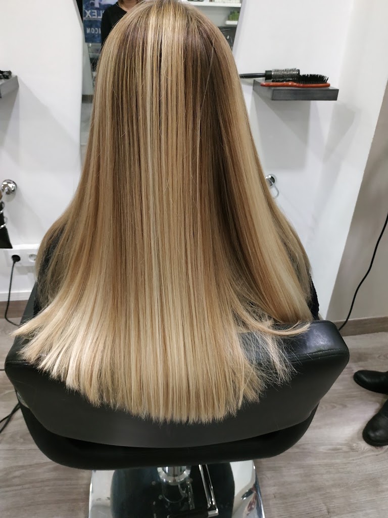 My Burbuja peluqueria — Peinado