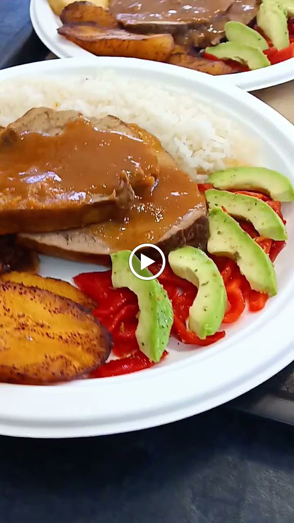 Restaurante Q'Arepas — Videos