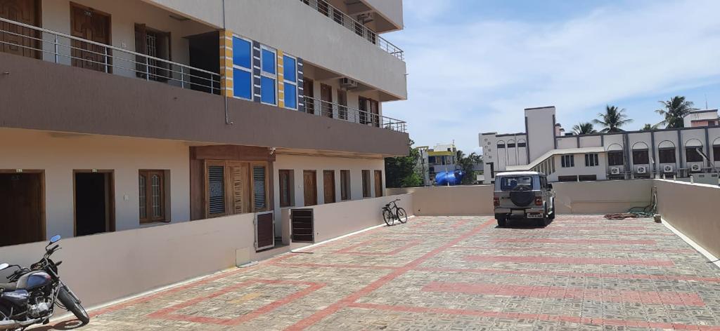 Sri Muthu Residency Thanjavur