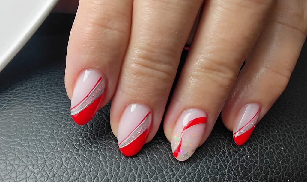 Sidhe Nails Salon — Manicura