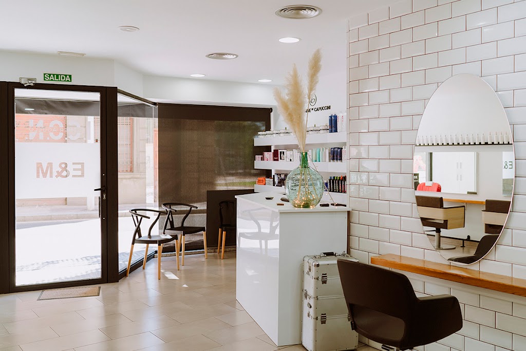 E&M Peluqueria y Estetica — Interior