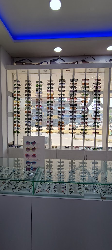 Zag Optic Opticals Eye Testing