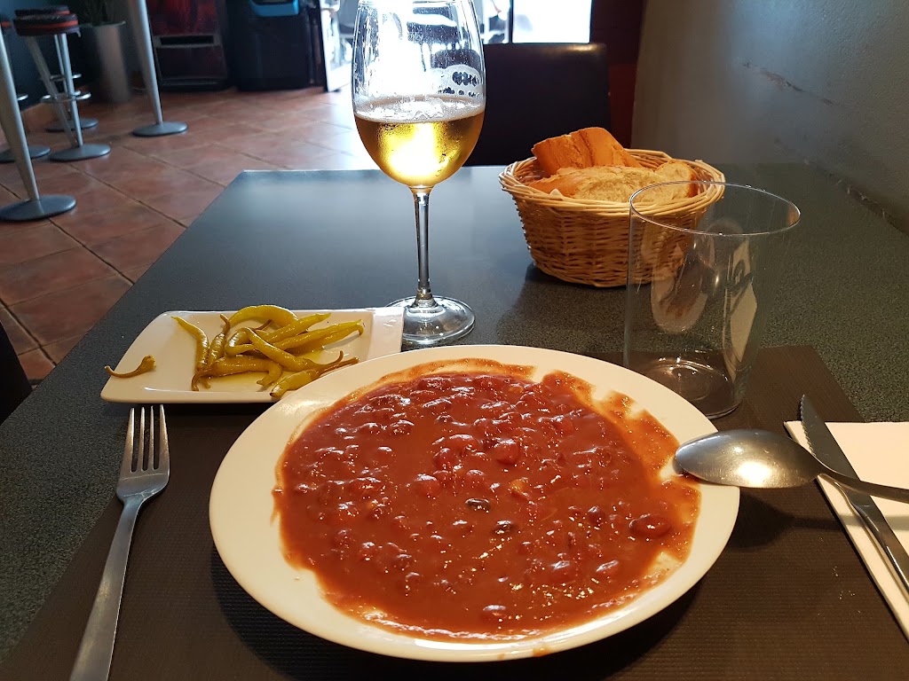 Jalai — Comida y bebida