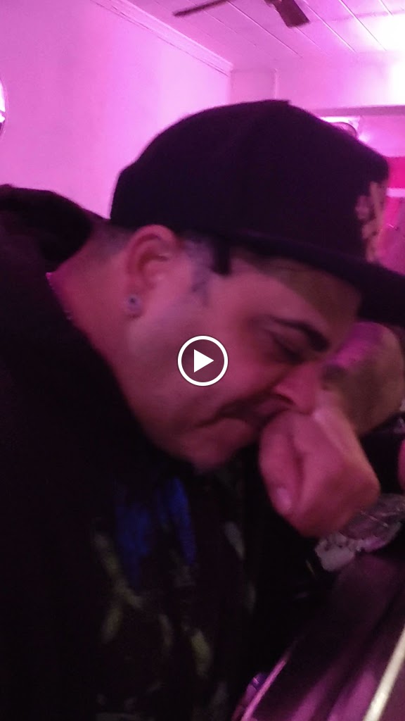 Ca La Vera Rock Bar — Videos