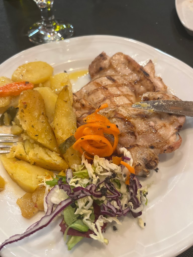 Bar La cana=Restaurante casa jordi — Comida y bebida