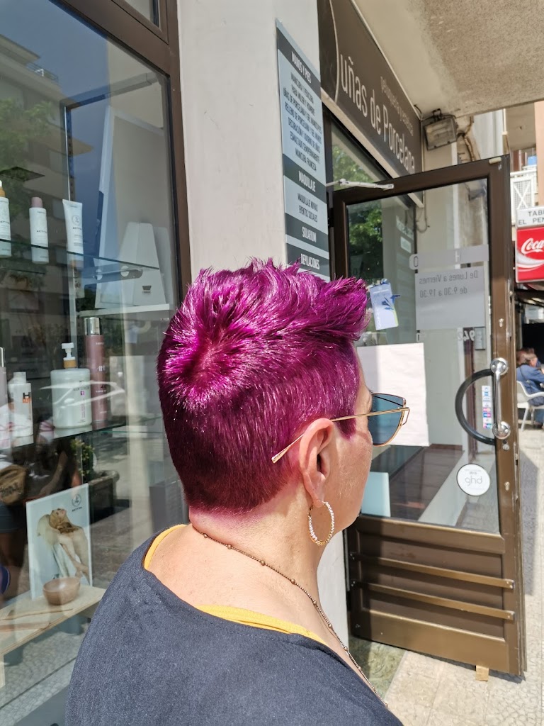 Peluqueria Unas De Porcelana — Peinado