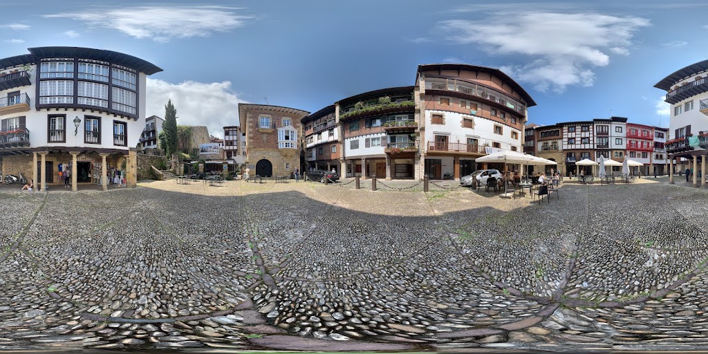 Gipuzkoa Enparantza/Plaza de Gipuzkoa — Street View y 360deg