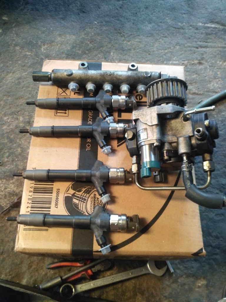 Bengkel Mobil TRI SS