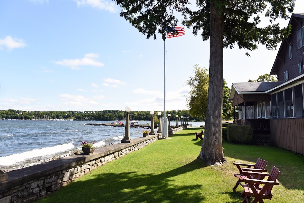  Alpine Resort and Cottages