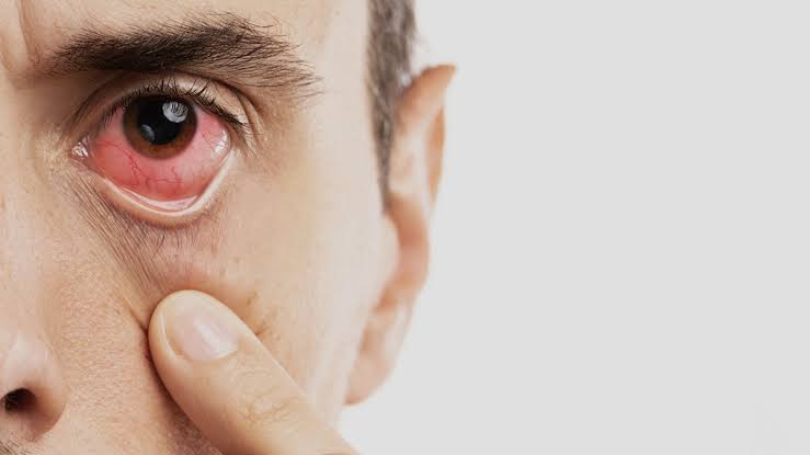 Dr Arun Kumar Pandey Opthalmologist Eye Specialist And Retina Surgeon