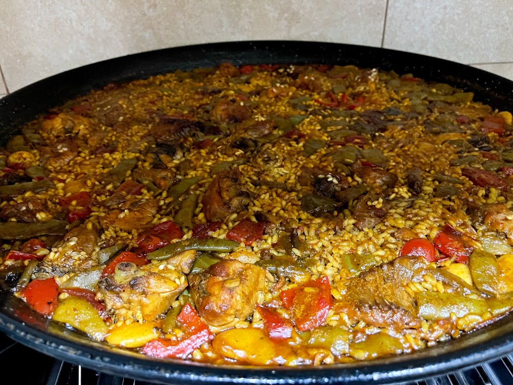 Restaurante Cerveceria Bocateria El Chufy — Paella