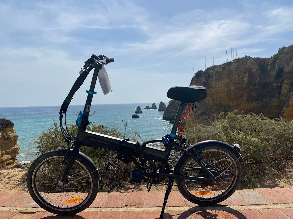 E-Riders - Rent Electric Bikes & Scooters - Luggage storage service em Lagos