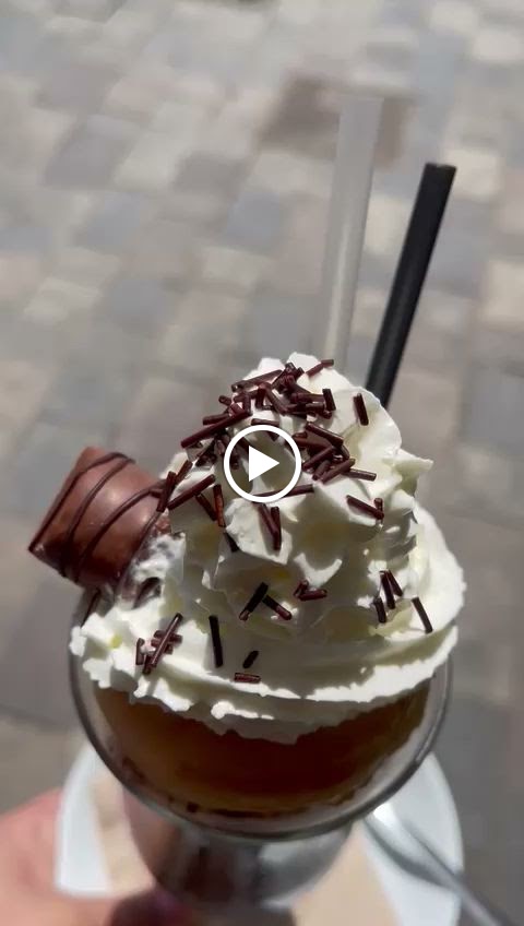 La Nocciola Calafell — Videos