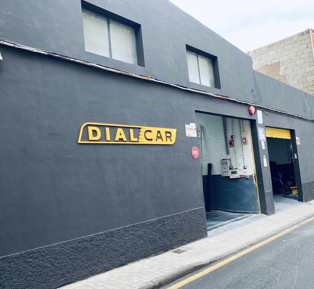 Dialcar — Exterior