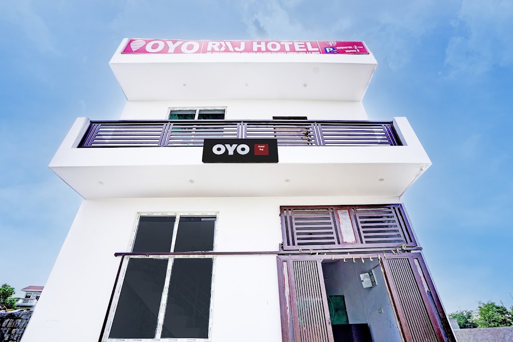 Oyo Raj Hotel
