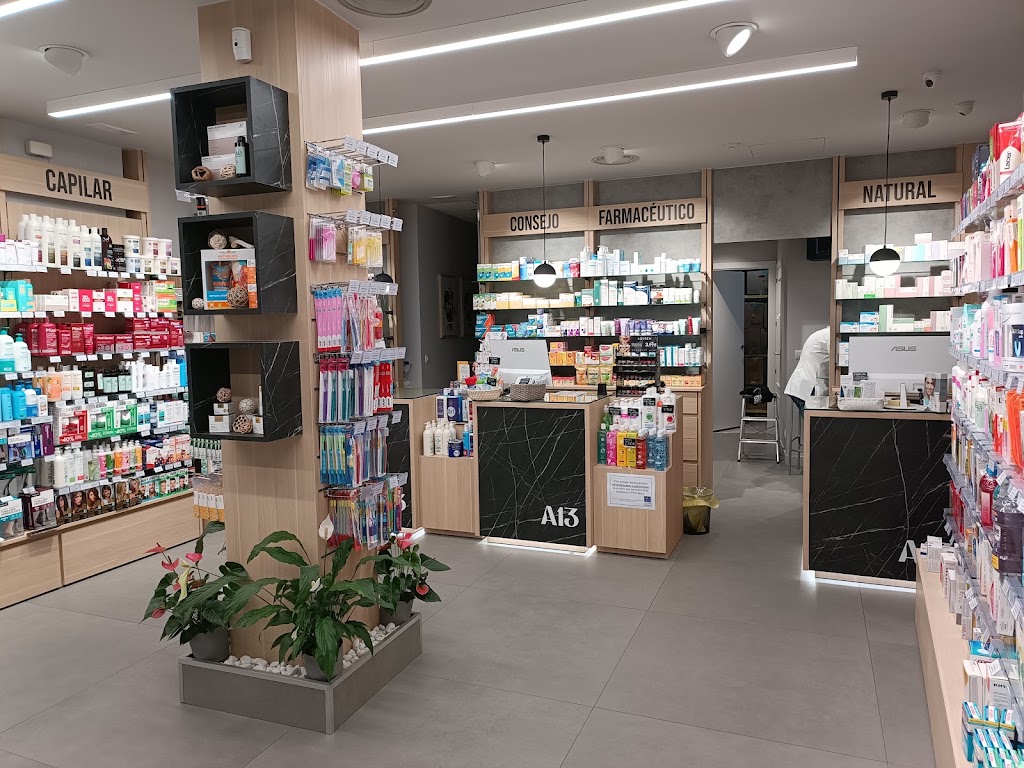 FARMACIA ALAMEDA 13 - Ldo. Miguel A. Garcia Gay - Farmacia 12 horas — Del propietario