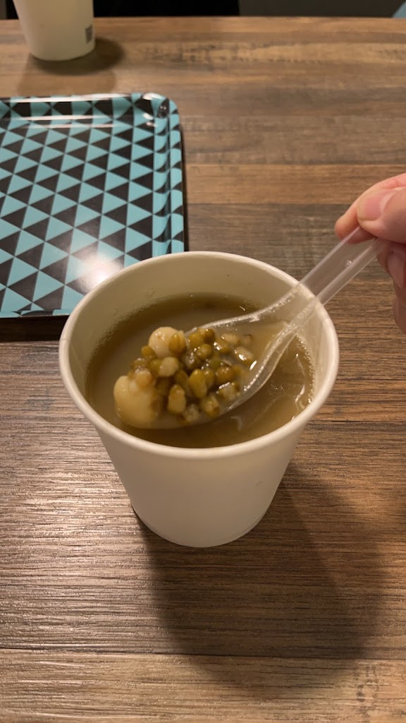 連豐盈養生甜湯 的照片