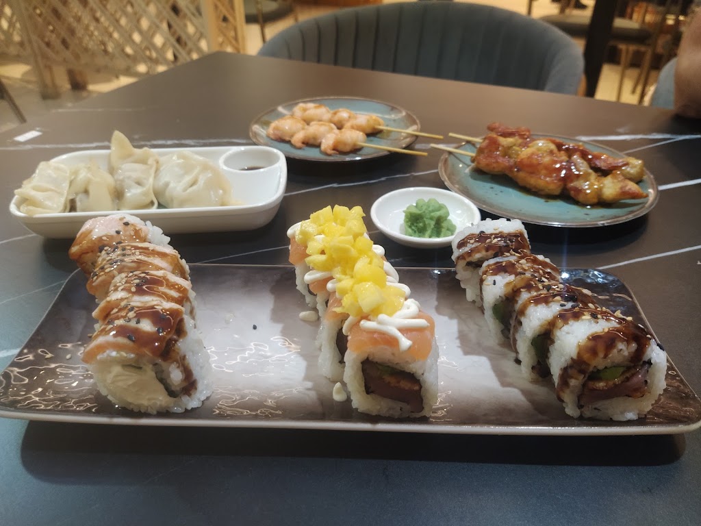 Kawai — Comida y bebida