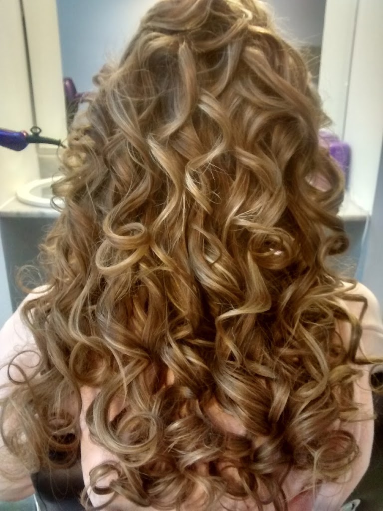 Isa Reina Peluqueria — Peinado